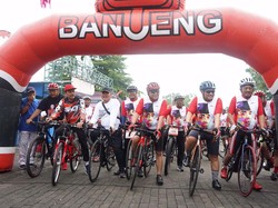 Trek Gunung Kelud Jadi Favorit Pramono Anung saat Gowes di Kediri