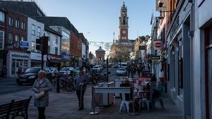 Wajah Kota Tua Peninggalan Romawi di Inggris