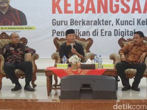 Soal Program Sejuta Guru, HNW Ungkap Baru 56 Ribu Guru Agama yang Diangkat Soal Program Sejuta Guru, HNW Ungkap Baru 56 Ribu Guru Agama yang Diangkat