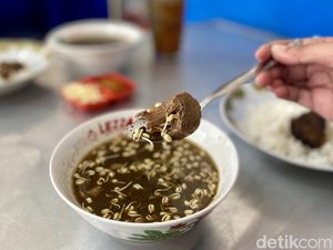Gurih Mlekoh! Rawon Daging Pipi hingga Dengkul Sapi Enak Ada di 5 Tempat Ini!