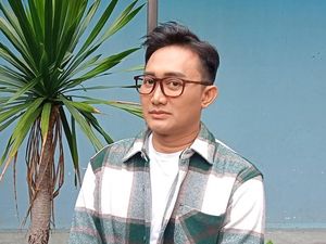 Bobby Tince Tempuh 6 Jam Perjalanan ke Arafah Jelang Wukuf Bobby Tince Tempuh 6 Jam Perjalanan ke Arafah Jelang Wukuf