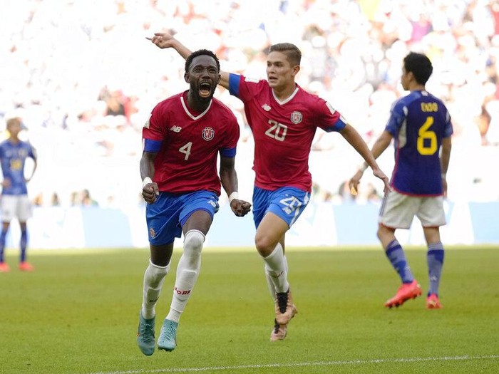 Costa Rica's Keysher Fuller celebrates after scoring his side's opening goal during the World Cup, group E soccer match between Japan and Costa Rica, at the Ahmad Bin Ali Stadium in Al Rayyan, Qatar, Sunday, Nov. 27, 2022. (AP Photo/Francisco Seco)