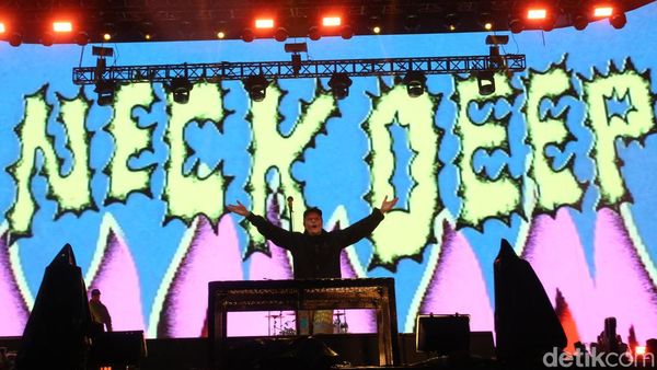 Melihat Lagi Aksi Neck Deep Meriahkan Soundrenaline