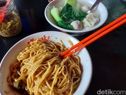 Mencicipi Nikmatnya Mie Aseu di Bandung, Buka Sejak Tahun 1993
