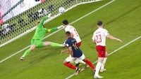 Mbappe mencetak gol untuk membawa Prancis memimpin sebelum disamakan Andreas Christensen. AP/Alessandra Tarantino