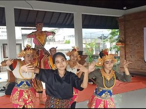 Tari Makepung Kini Jadi Tari Penyambutan di Jembrana Tari Makepung Kini Jadi Tari Penyambutan di Jembrana