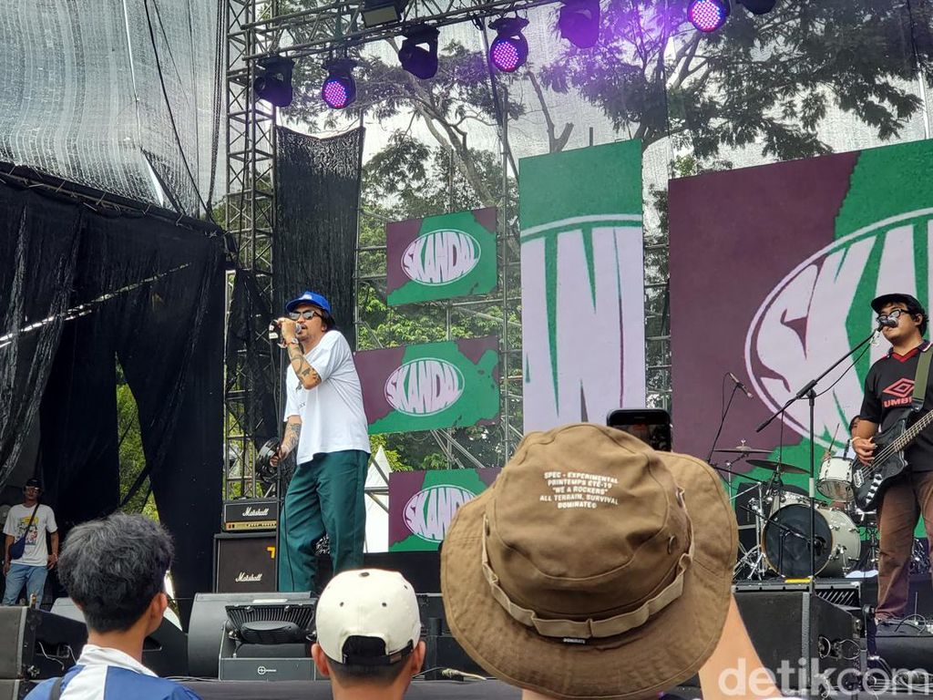 Penampilan Skandal Membuka Wild Ground Festival 2022 di Prambanan