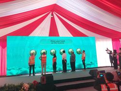 Luhut Resmikan Pembangunan Smelter Nikel RI di Pomalaa, Produksi Terbesar di Dunia