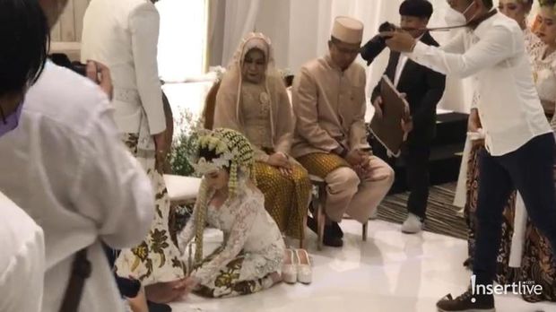 Pernikahan Kiki Amalia dan Agung Nugraha