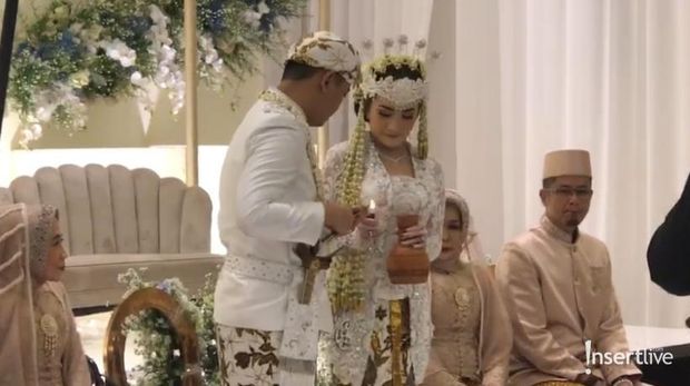 Pernikahan Kiki Amalia dan Agung Nugraha