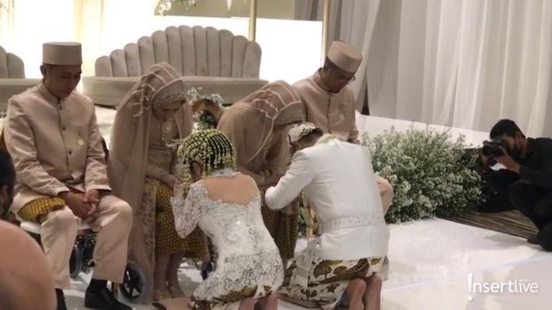 Pernikahan Kiki Amalia dan Agung Nugraha