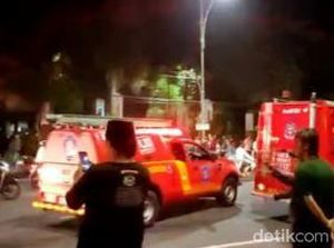 Saat PMK Surabaya Balik dari Padamkan Kebakaran Lalu Berhenti Bubarkan Tawuran