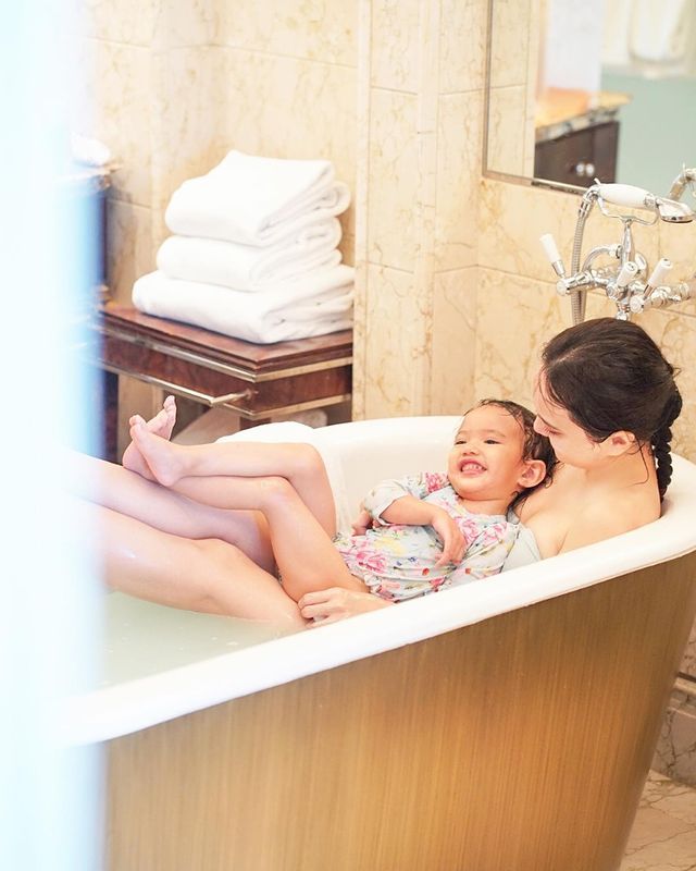 Shandy Aulia dan Claire