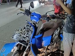 Tabrakan Motor di Bajoe Bone, 1 Tewas di Tempat-2 Dilarikan ke RS