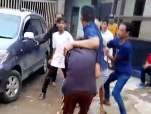 Pria di KBB Diduga Perkosa Anak Kandung, Diamuk Warga-Ditangkap Polisi