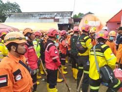 14 Warga Masih Berstatus Hilang, Tim SAR Gabungan Lanjutkan Pencarian