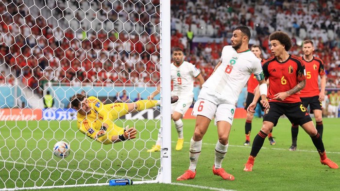 DOHA, QATAR - NOVEMBER 27: Belgium goalkeeper Thibaut Courtois fails to save a shot at his near post resulting in the first goal for Morocco scored by Abdelhamid Sabiri (not pictured) directly from a free kick during the FIFA World Cup Qatar 2022 Group F match between Belgium and Morocco at Al Thumama Stadium on November 27, 2022 in Doha, Qatar. (Photo by Simon Stacpoole/Offside/Offside via Getty Images)