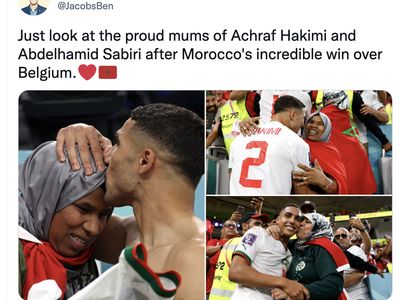 Viral Bintang Maroko Achraf Hakimi Cium Ibu Usai Libas Belgia