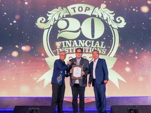 Bank DKI Sabet Tiga Penghargaan