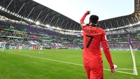 Korea mengambil inisiatif permainan selepas kick-off. Namun Ghana bermain tenang untuk mencegah lawannya itu mengirim bola ke dalam kotak penalti mereka.
