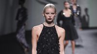 10 Koleksi Busana Chanel Spring/ Summer 2023 yang Modern dan Mewah