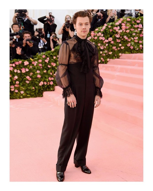 Harry Styles di Met Gala/