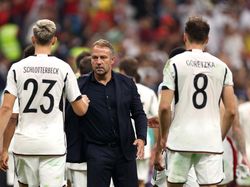 Jerman Bobrok, Hansi Flick Pun Dipecat