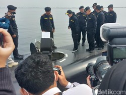 Di Depan KSAL, Puan Ngaku Baru Pertama Kali Naik Kapal Selam