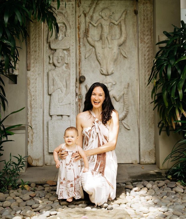 Nadine Chandrawinata dengan Djiwa/Sumber: IG @nadinelist