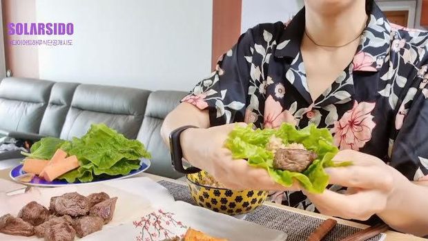 Olahan ssam ala Solar 'MAMAMOO'