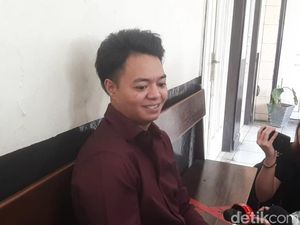 Pesan Reza Arap: Unfollow Akunnya Kalau Cuma Mau Ikut Campur Pesan Reza Arap: Unfollow Akunnya Kalau Cuma Mau Ikut Campur