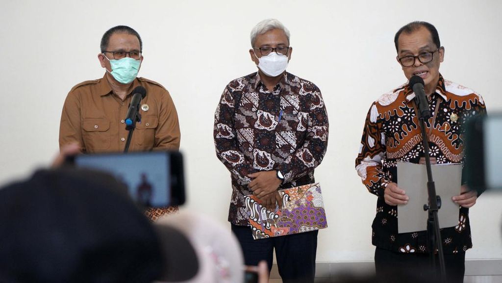 Sah! UMP DIY 2023 Naik 7,65% Sah! UMP DIY 2023 Naik 7,65%