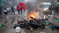Belgia Vs Maroko: Fans Rusuh di Brussel, Skuter Dibakar!
