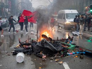 Belgia Vs Maroko: Fans Rusuh di Brussel, Skuter Dibakar! Belgia Vs Maroko: Fans Rusuh di Brussel, Skuter Dibakar!