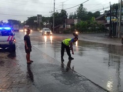 Adu Banteng Truk Vs Motor di Jalur Pantura Kudus, 1 Pelajar Tewas