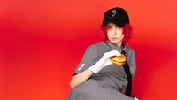 Unik, Seragam McDonalds Didaur Ulang Jadi Baju Kerja Stylish
