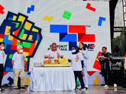 JNE Rayakan HUT Ke-32 dengan Kobarkan Semangat Bangkit Bersama