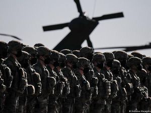 Aliansi NATO Perkuat Sayap Timurnya