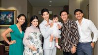 7 Foto Anak Felicya Angelista, Eksis Pose Bareng TWICE & Song Joong Ki