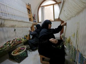 Begini Cara Pembuatan Karpet Tenun di Mesir