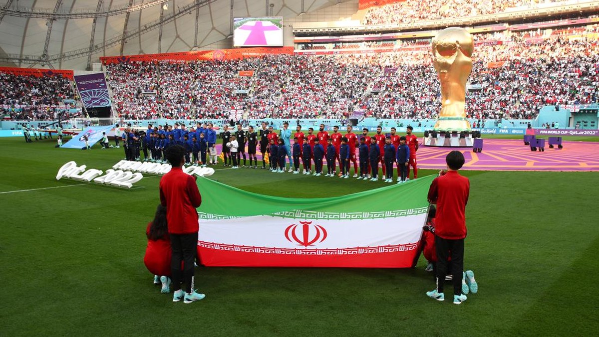Pelatih timnas AS minta maaf setelah riuh pengubahan bendera Iran di media sosial timnas AS. (Foto: Getty Images/Robbie Jay Barratt - AMA)