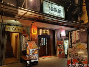 Belum Pernah ke Luar Negeri? Yuk Berburu Kuliner Khas 5 Negara di Blok M