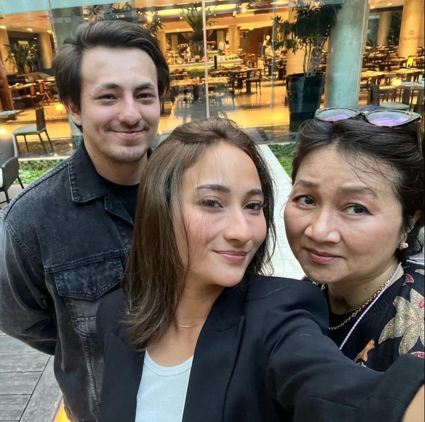 Dylan Carr dan Naomi Zaskia