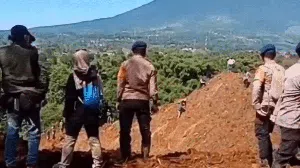 Pria yang Lompat ke Longsor di Cianjur Pindahan dari Sukabumi Pria yang Lompat ke Longsor di Cianjur Pindahan dari Sukabumi