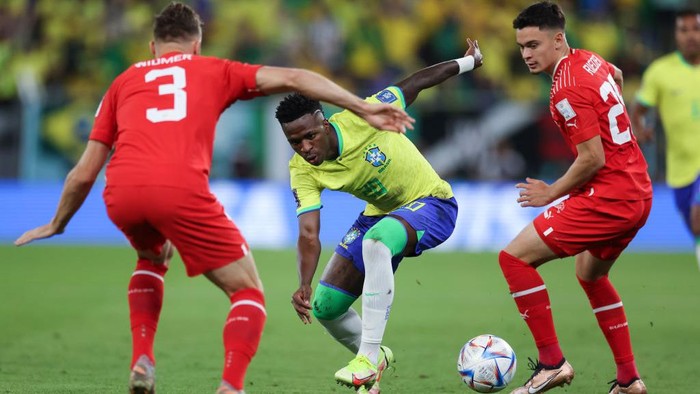 Brasil berhasil mengalahkan Swiss 1-0 dalam matchday kedua Grup G Piala Dunia 2022. Hasil ini mengantarkan Brasil lolos ke babak 16 besar.