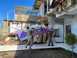 Satpol PP Bongkar Hotel-Vila Tak Berizin di Puncak Bogor