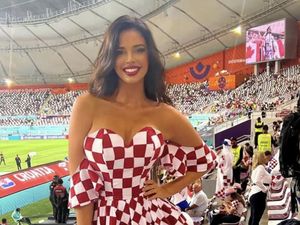 Tampil Seksi saat Nonton Piala Dunia, Eks Miss Kroasia Ditegur