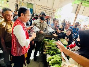 Blusukan ke Pasar Kemuning, Jokowi Puji Inflasi Pontianak