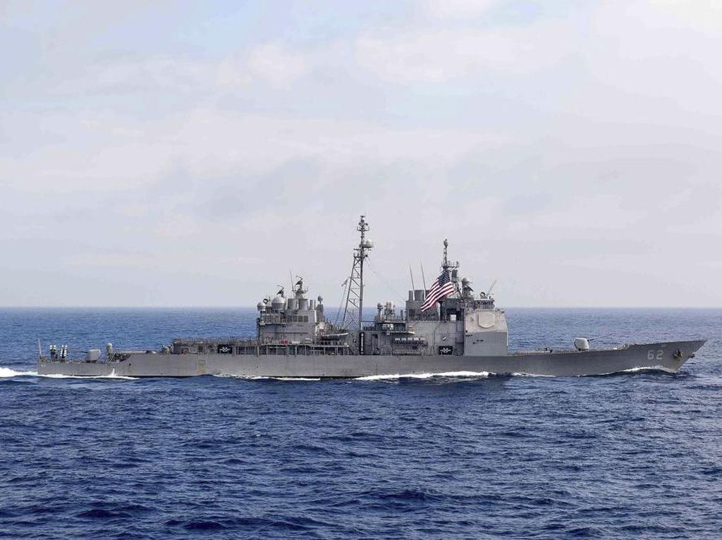 Tegang! China Usir Kapal Perang AS di Laut China Selatan