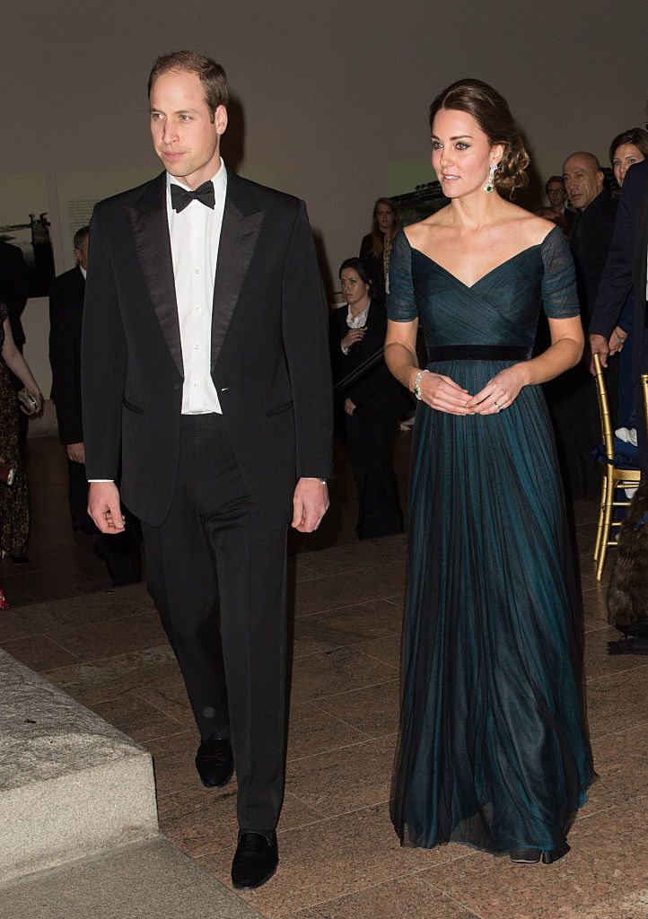 NEW YORK, NY - DECEMBER 09:  Prince William, Duke of Cambridge and Catherine, Duchess of Cambridge attend the St. Andrews 600th Anniversary Dinner on December 9, 2014 in New York City.  (Photo by Samir Hussein/WireImage)
